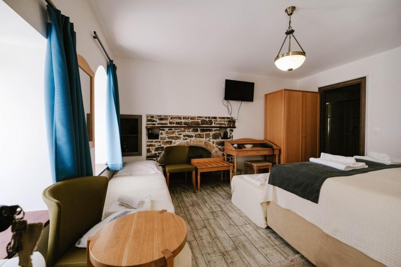 Fardi Residence Guesthouse ซาโมทราคี ภายนอก รูปภาพ