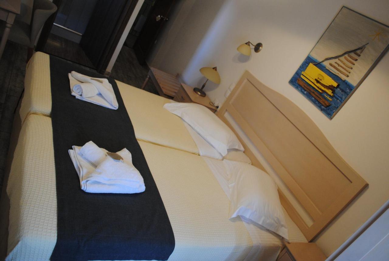 Fardi Residence Guesthouse ซาโมทราคี ภายนอก รูปภาพ